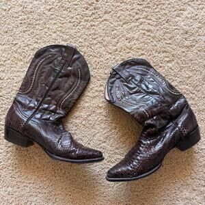 Brown snakeskin cowboy boots 9.5